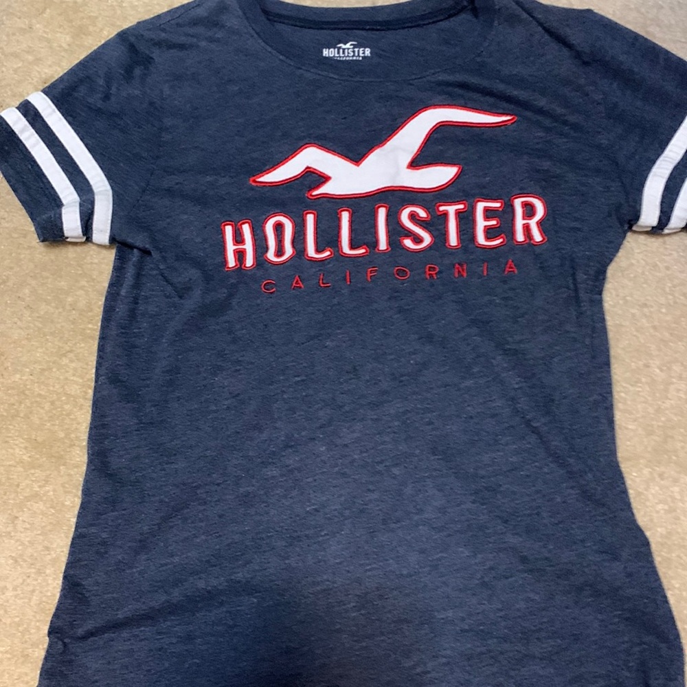 hollister shirt